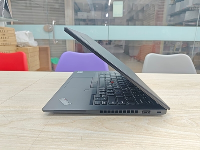 Lenovo ThinkPad X13 Gen 1 | Core i5 10th Gen | 16GB RAM 256GB SSD | 13.3-inch Display_img_5