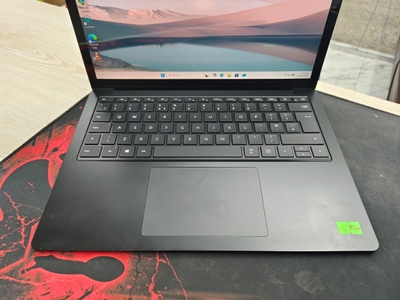Microsoft Surface Laptop 3 | Core i5 10th Gen | 16GB RAM 256 SSD | 13.5-inch 2K Touch Display_img_3