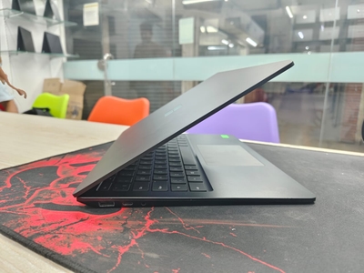 Microsoft Surface Laptop 3 | Core i5 10th Gen | 16GB RAM 256 SSD | 13.5-inch 2K Touch Display_img_4