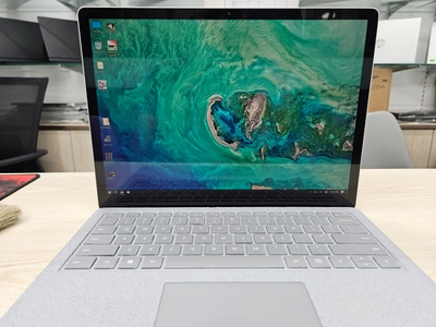 Microsoft Surface Laptop 2 | Core i7 8th Gen | 16GB RAM 512GB SSD | 13.5 inch 2K Touch Display_img_1
