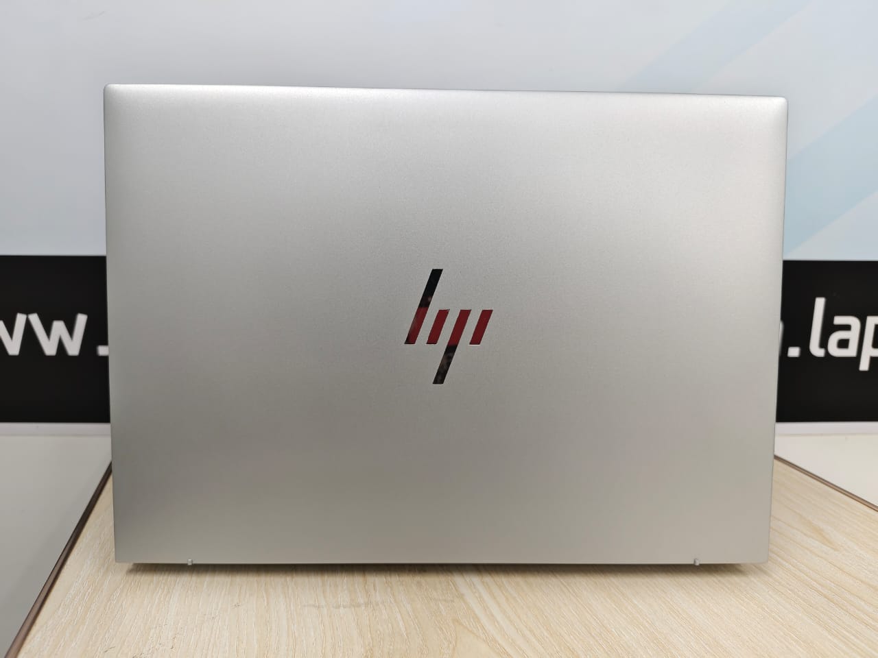 HP EliteBook 1040 G10 | 13th Gen Core i7 | 16GB RAM 512GB SSD | 14.1-inch Display