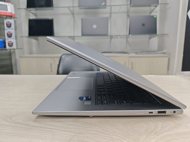 HP Zbook Firefly 14 G10 | Core i5 13th Gen | 16GB RAM 512GB SSD | 14.1 inch Display_img_5