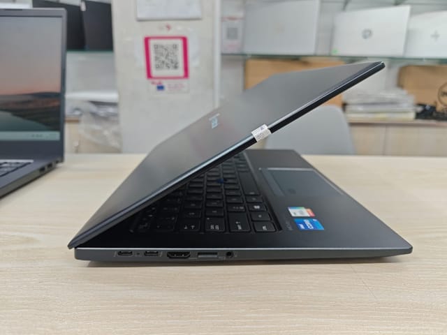 Toshiba Portege X40-J | Core i7 11th Gen | 16GB RAM 256GB SSD | 14.1-inch Display_img_4