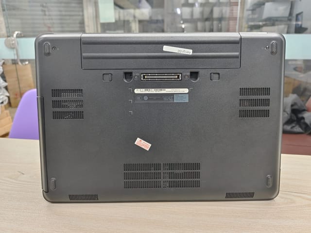 Dell Latitude E5440 | Core i5 4th Gen | 8GB RAM 256GB SSD | 14.1-inch Display_img_6