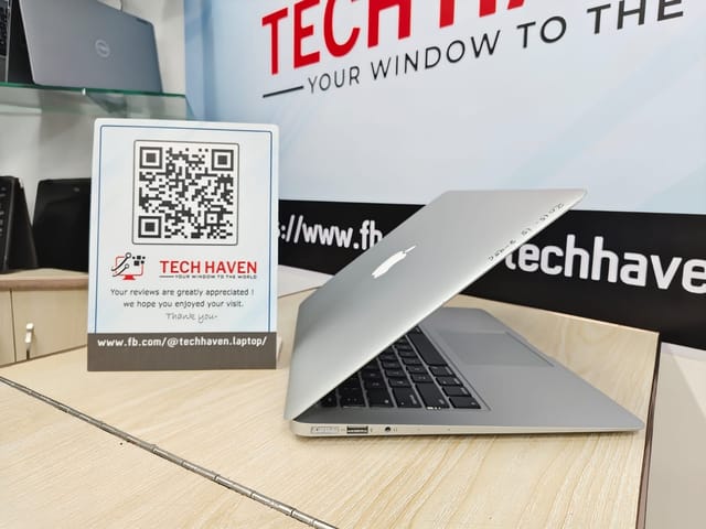 Apple MacBook Air 2015 | Core i7 8GB RAM 256GB SSD | 13.3-inch Display_img_4