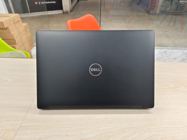 Dell Latitude 7490 | Core i5 8th Gen 8GB RAM 256GB SSD | 14.1-inch Display_img_4