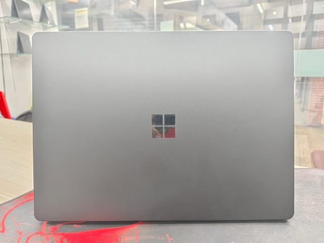 Microsoft Surface Laptop 3 | Core i5 10th Gen | 8GB RAM 256 SSD | 13.5-inch 2K Touch Display_img_1