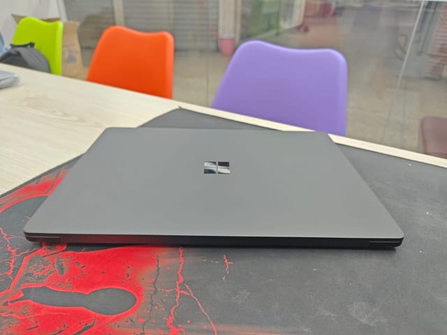 Microsoft Surface Laptop 3 | Core i5 10th Gen | 8GB RAM 256 SSD | 13.5-inch 2K Touch Display_img_2