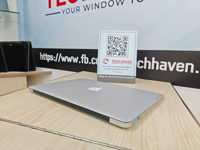 Apple MacBook Air 2017 | Core i5 8GB RAM 256GB SSD | 13.3-inch Display_img_3