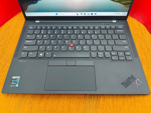 Lenovo ThinkPad X1 Carbon Gen 9 | Core i7 11th Gen | 32GB RAM 512GB SSD | 14.1-inch Display_img_3
