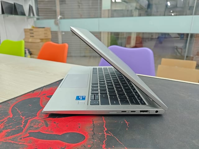 HP EliteBook 830 G8 | Core i7 11th Gen | 8GB RAM 256GB SSD | 13.3 inch Display_img_4