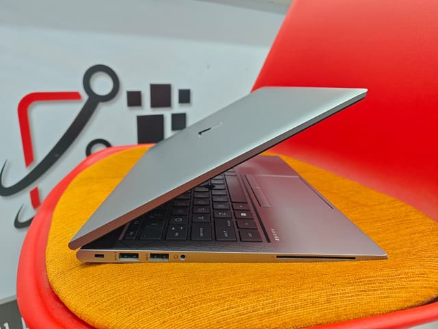 HP Zbook Firefly 14 G8 | Core i7 11th Gen | 16GB RAM 512GB SSD | 14.1-inch Display_img_5