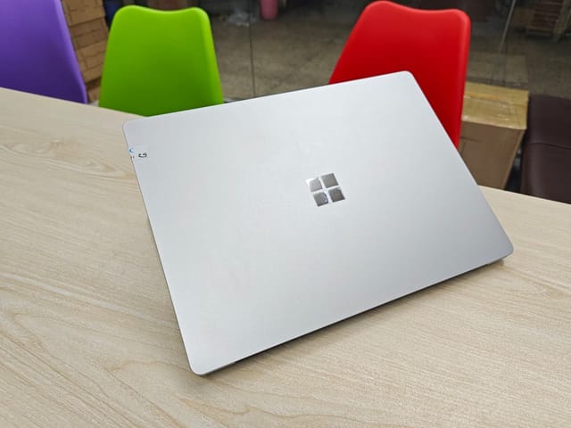 Microsoft Surface Laptop 4 | Core i5 11th Gen | 8GB RAM 256GB SSD | 13.5-inch 2K Touch Display_img_1