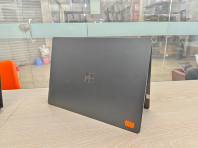 Microsoft Surface Laptop 4 | Core i5 11th Gen | 16GB RAM 256GB SSD | 13.5-inch 2K Touch Display_img_4